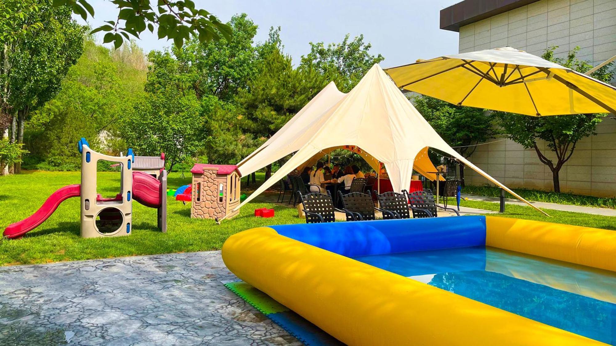 Holiday Inn Beijing Shijingshan Parkview By Ihg Exteriör bild